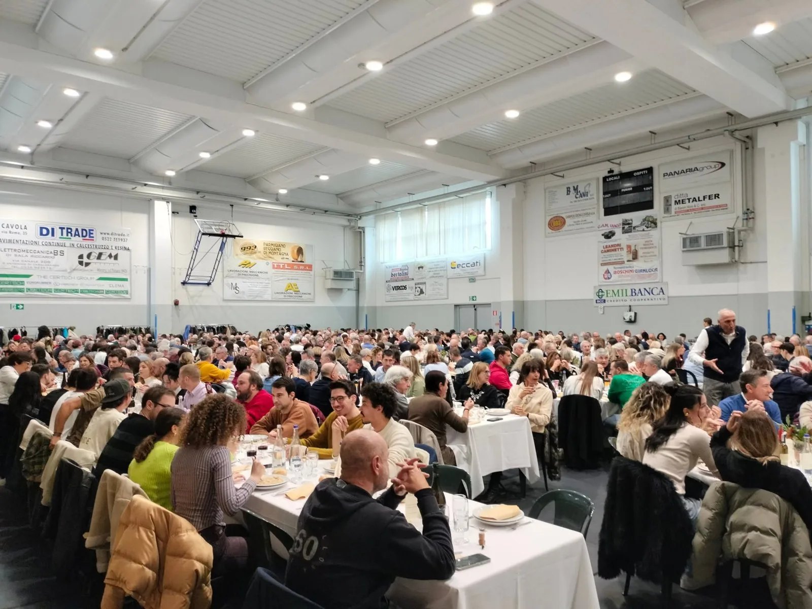 Festa del Tartufo 2025 73 La sala del CavolaForum