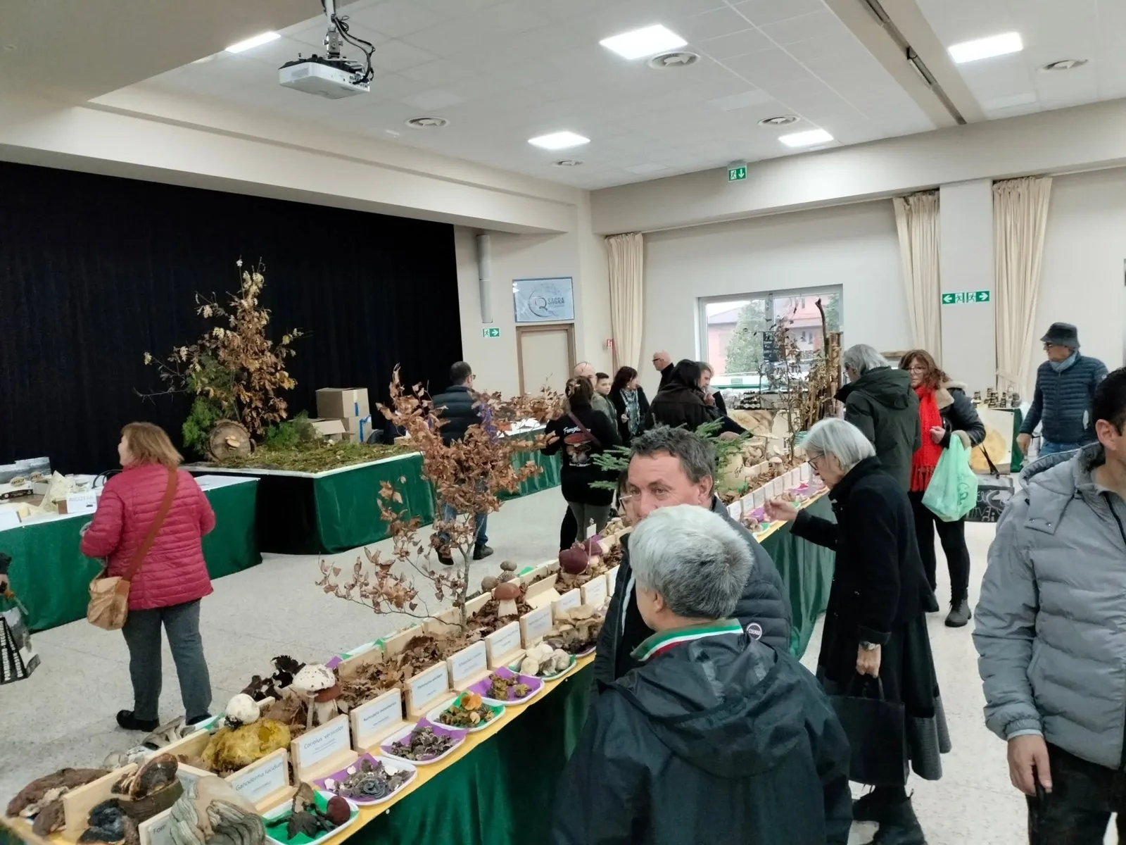 Festa del Tartufo 2025 36 Il mercato dei prodotti locali