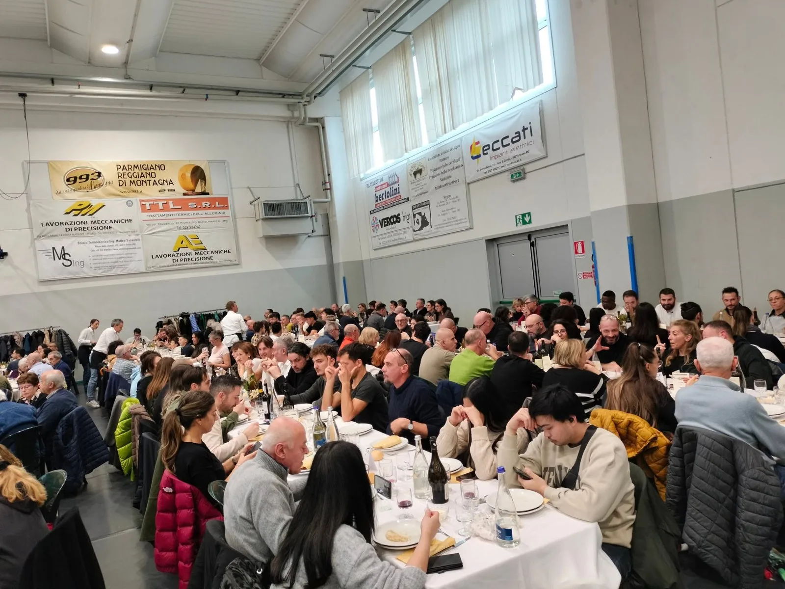 Festa del Tartufo 2025 31 La sala durante la festa